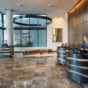 ***** Hotel Pullman Airport Australia