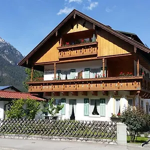gaestehaus-ferienglueck.com-bavaria.com/