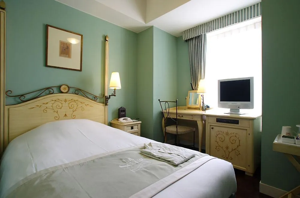 Hotel Monterey Lasoeur Ginza Токио Япония