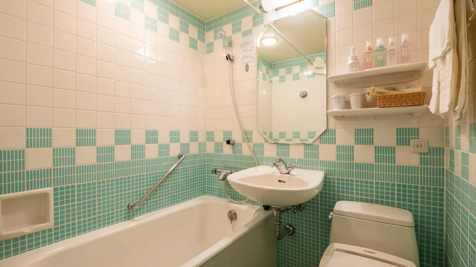 Hotel Monterey Lasoeur Ginza Токио Япония